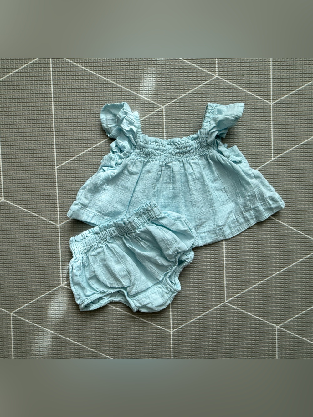 Cat & Jack|Baby girl matching set,Blue gauzy Ruffle flowy tank & bloomers•••NB
